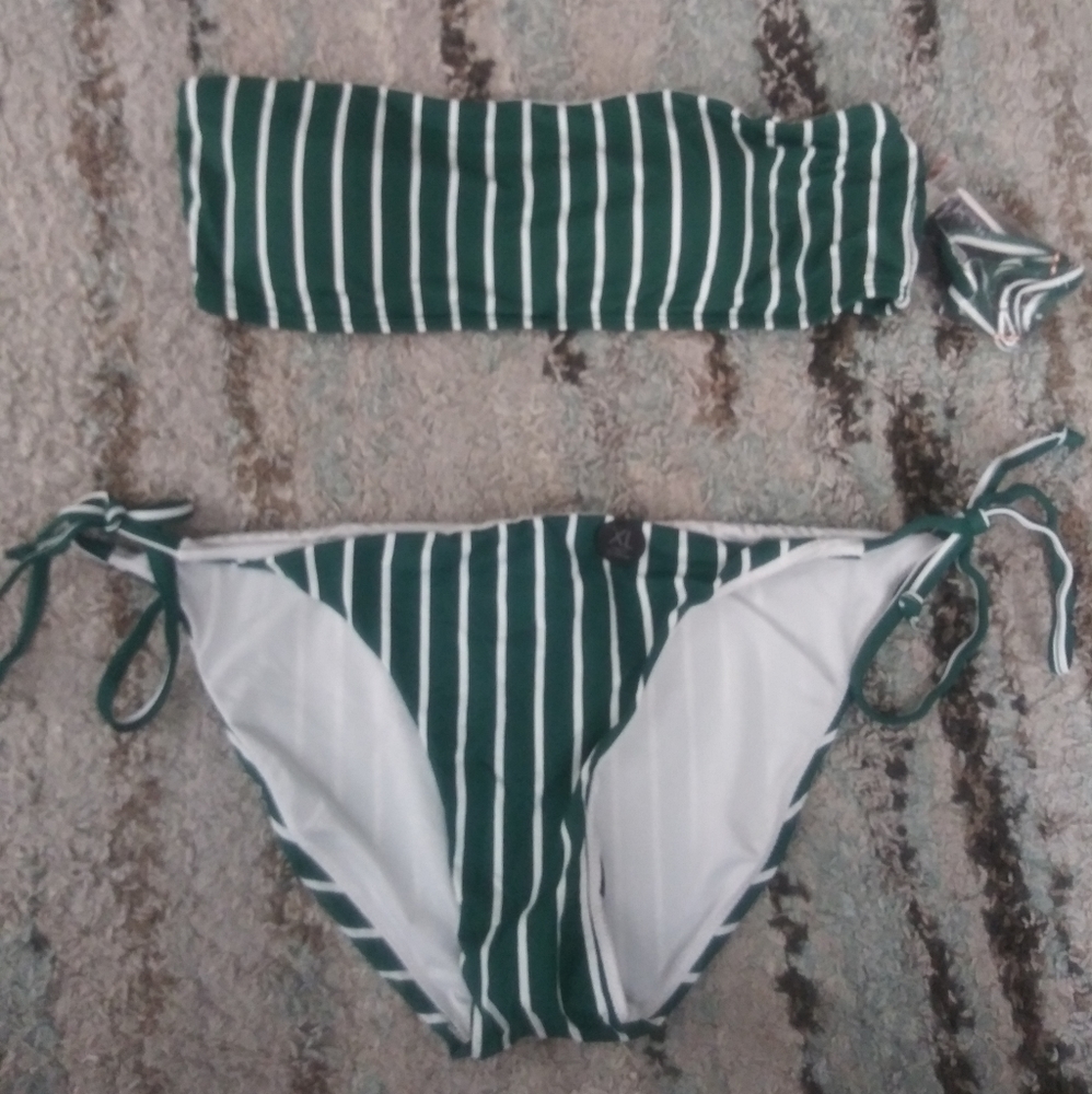2 piece swim suit